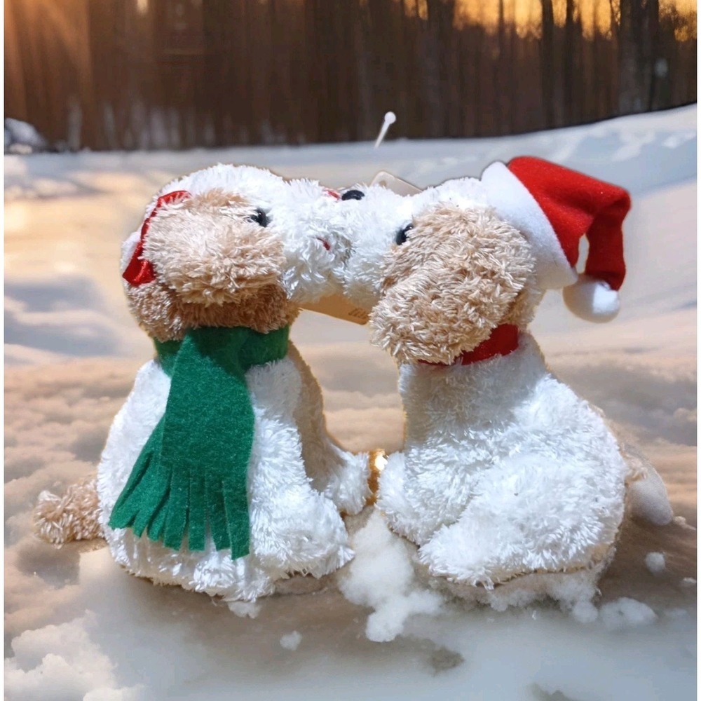 Hallmark Mini Kiss Kiss Puppies Magnetic Plush Kissing Christmas Dog  With Tag